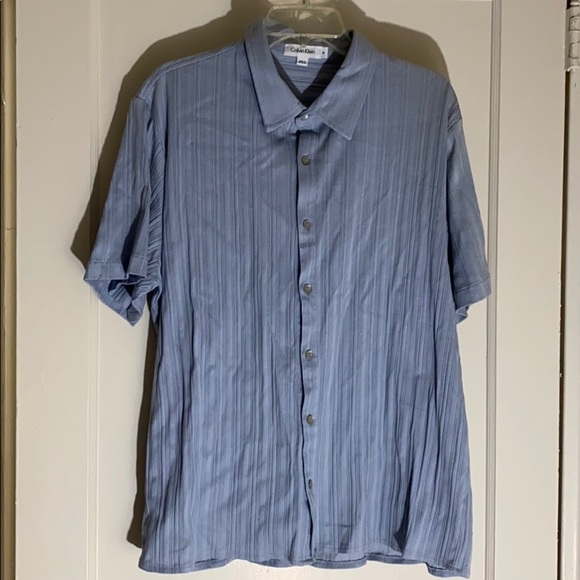 Calvin Klein blue button down shirt - Picture 1 of 5